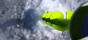 Почему не бурит бур?